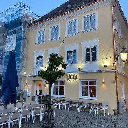 Platia - Rooms Guenzburg Luaran gambar